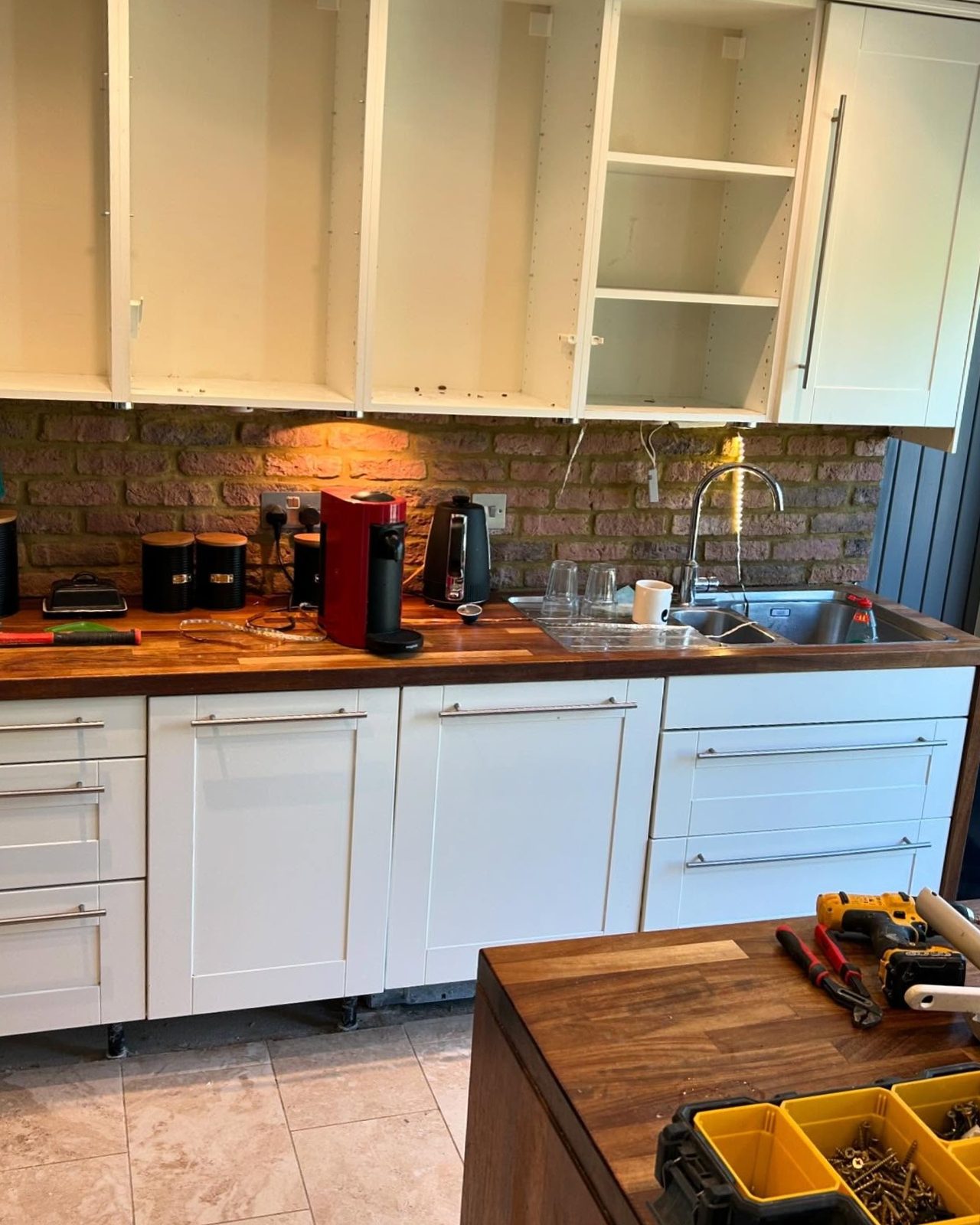 Kitchen before modern door change
